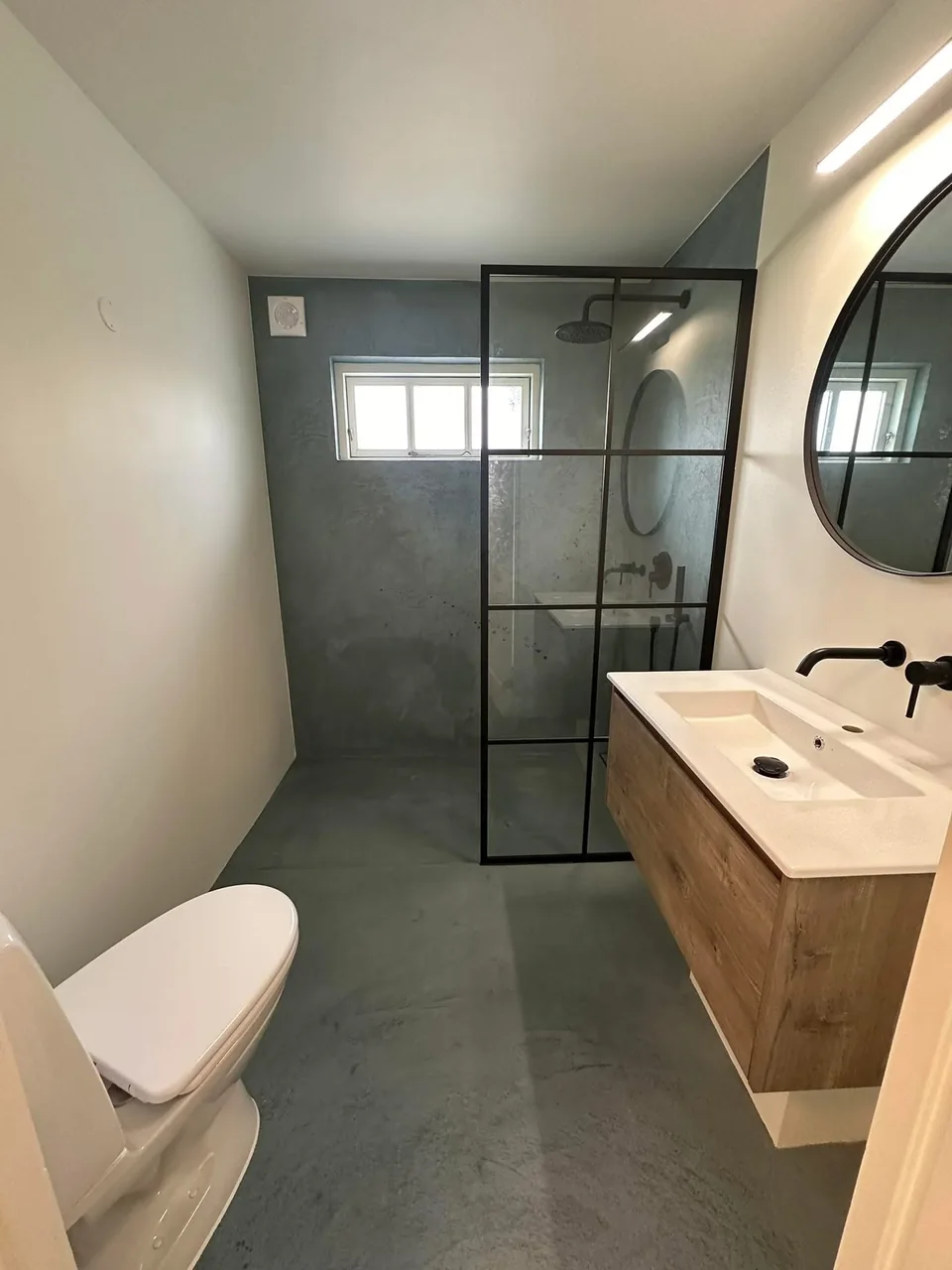 Kælderbadeværelse efter renovering