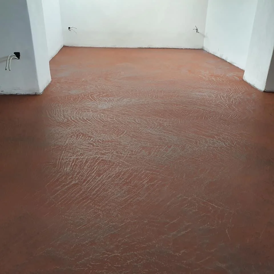 Microcement og specialspartel under udførelse