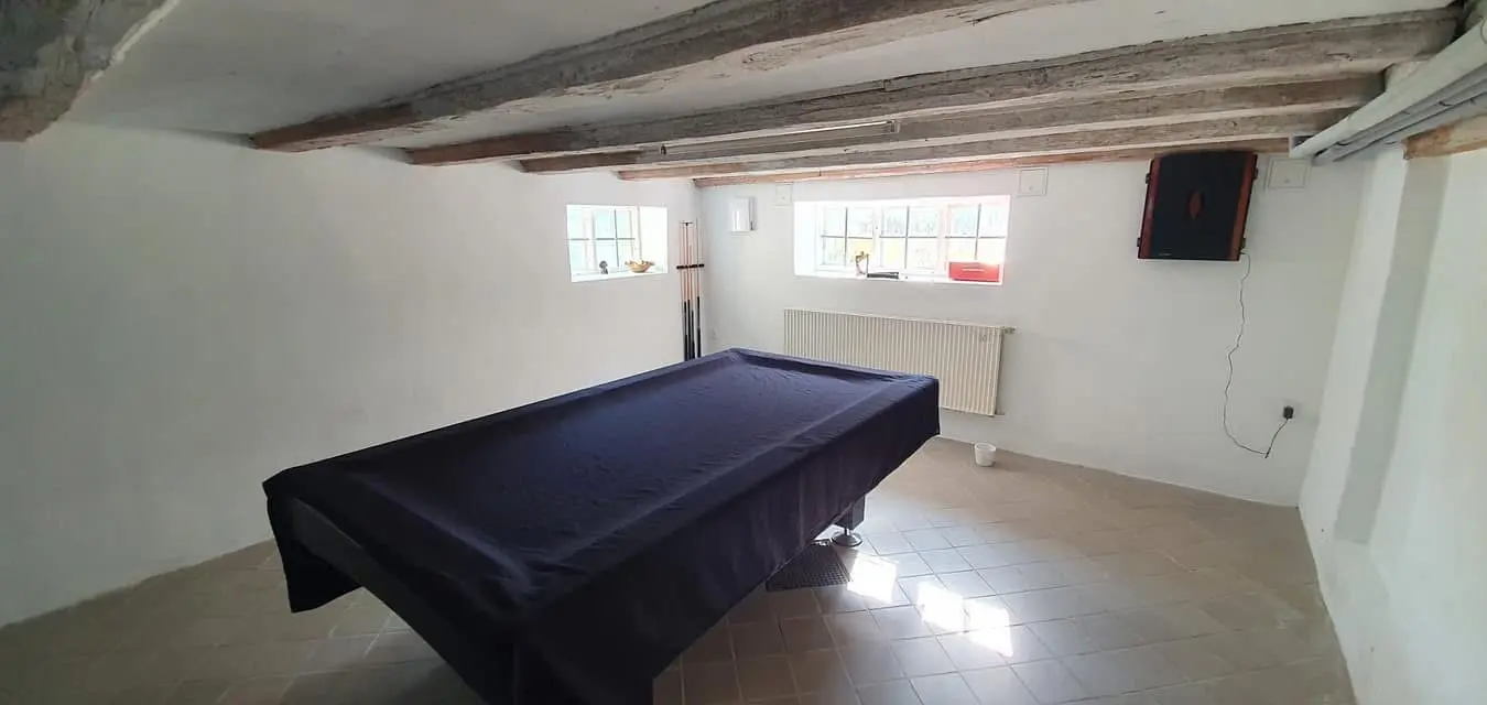 Færdigt kælderrum i Gentofte efter renovering