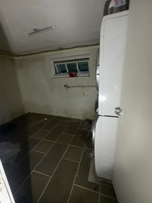 Kælderrenovering før arbejdet starter – video